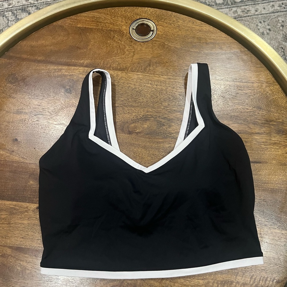 South Beach Plus sweetheart neckline crop tank in black